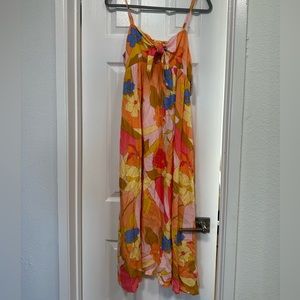 Never been worn Billabong groovy floral print dress